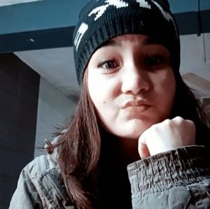 Meet your Posher, Manisha